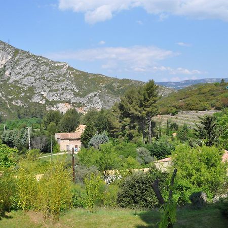 Lou Pin Dou Papet Bed & Breakfast Roquevaire Luaran gambar